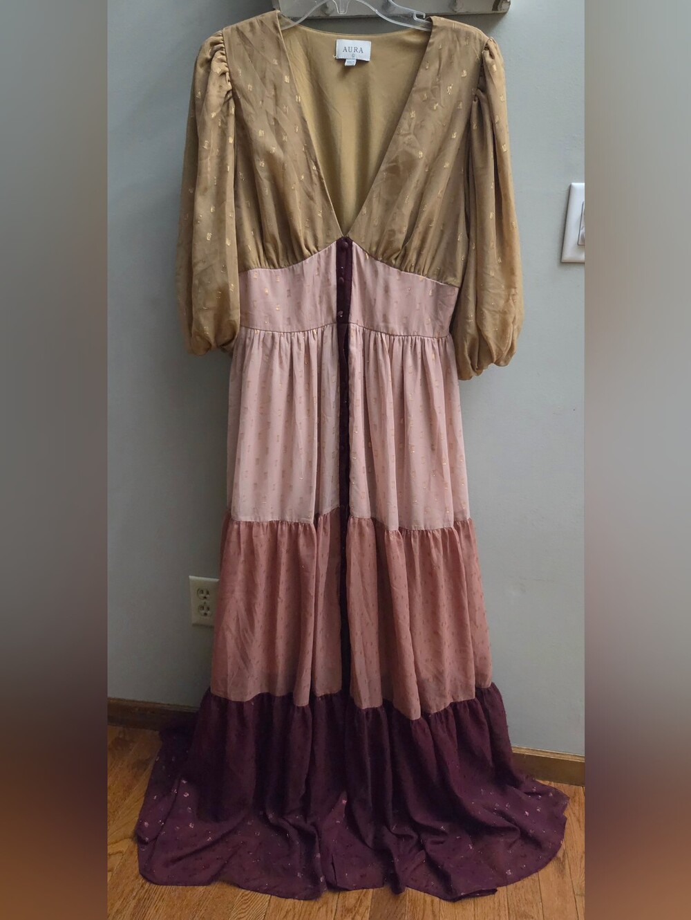 Aura Sz Large BOHO Tan, Pink, Maroon Lined Ruffle Sleeve Button Down Maxi Dress